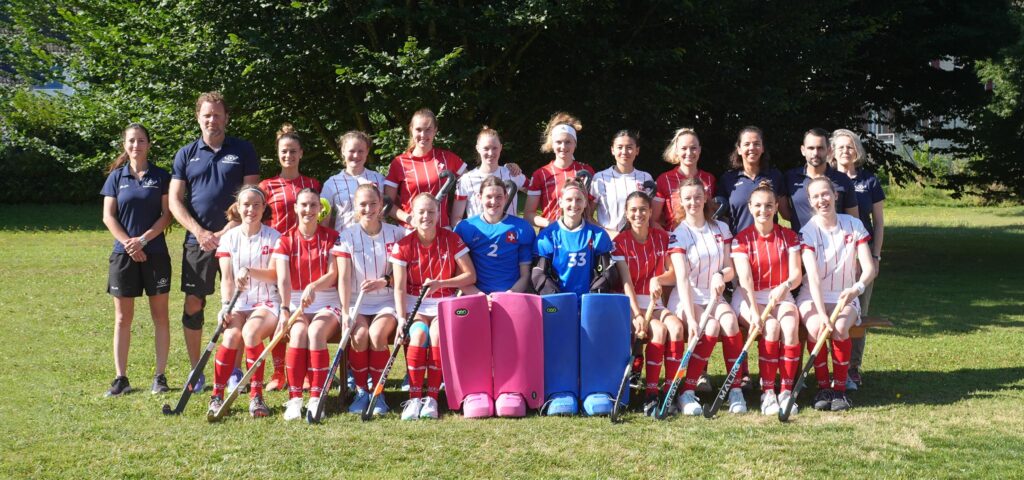Foto der aktuellen Damen Nationalmannschaft der Schweiz